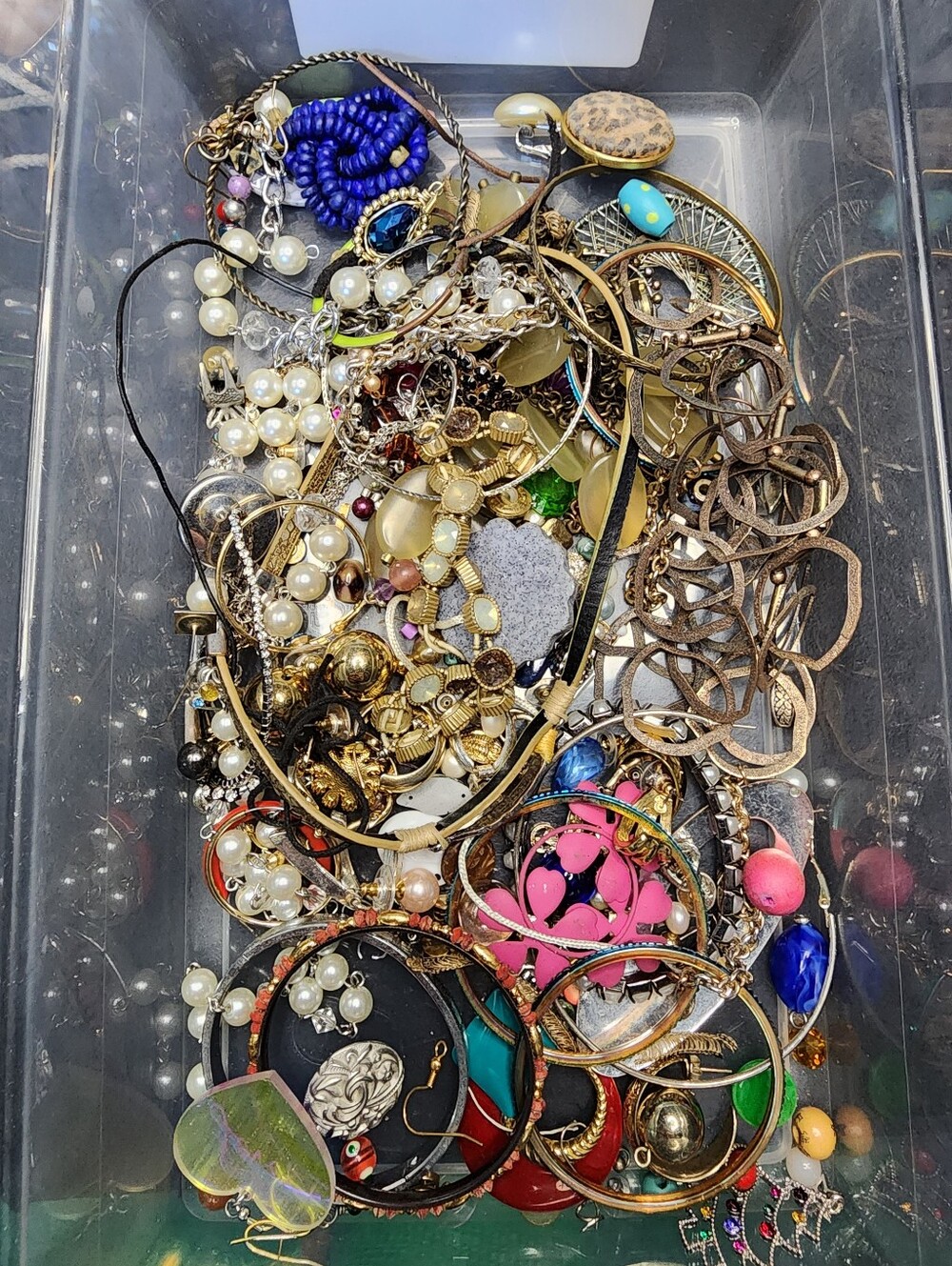 1lb Mixed Jewelry For Crafting May Or May Not Have Matches J082326-0